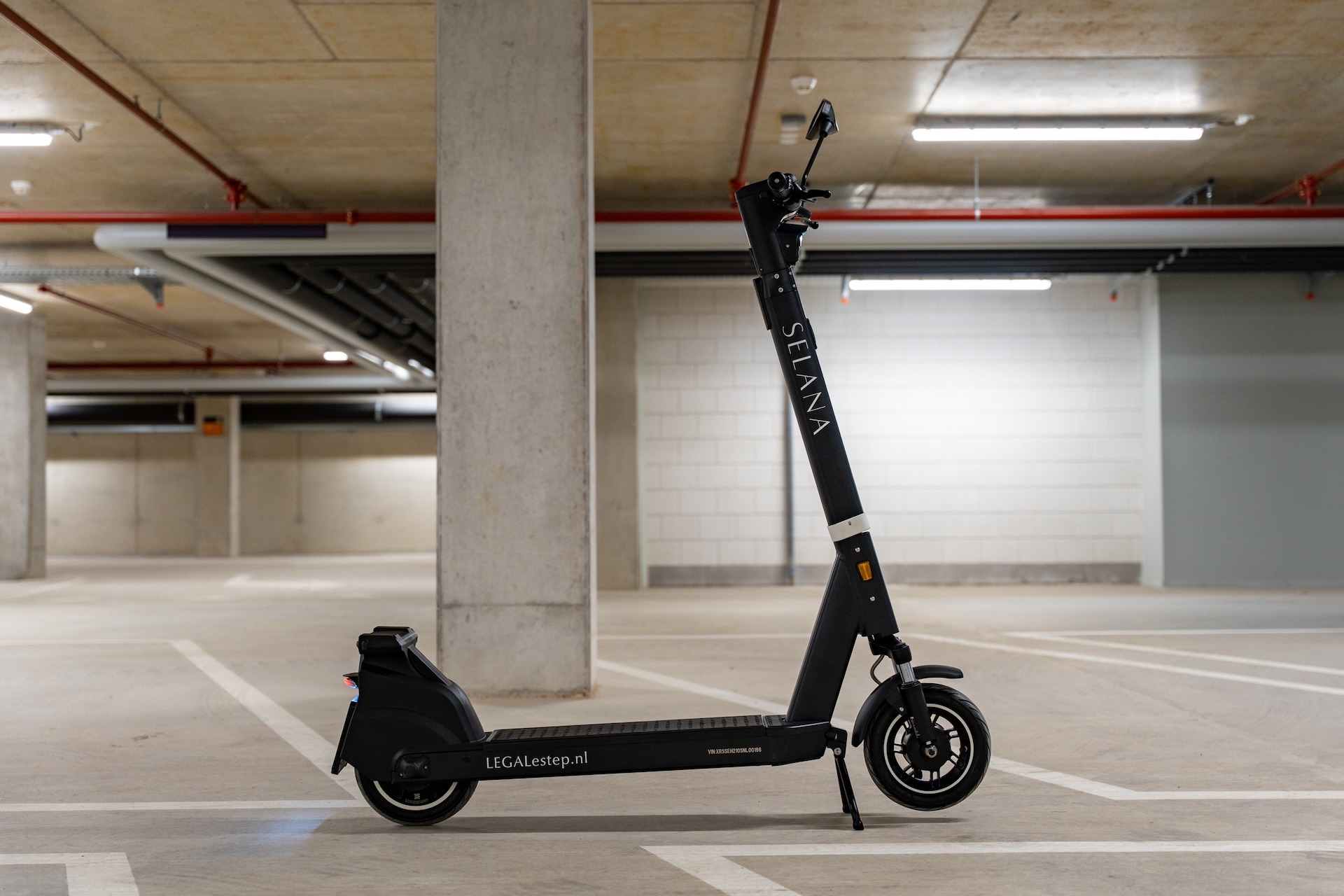 Gallery gallery_images_3_2_17788379082061274663.jpg  | The Car Gallery