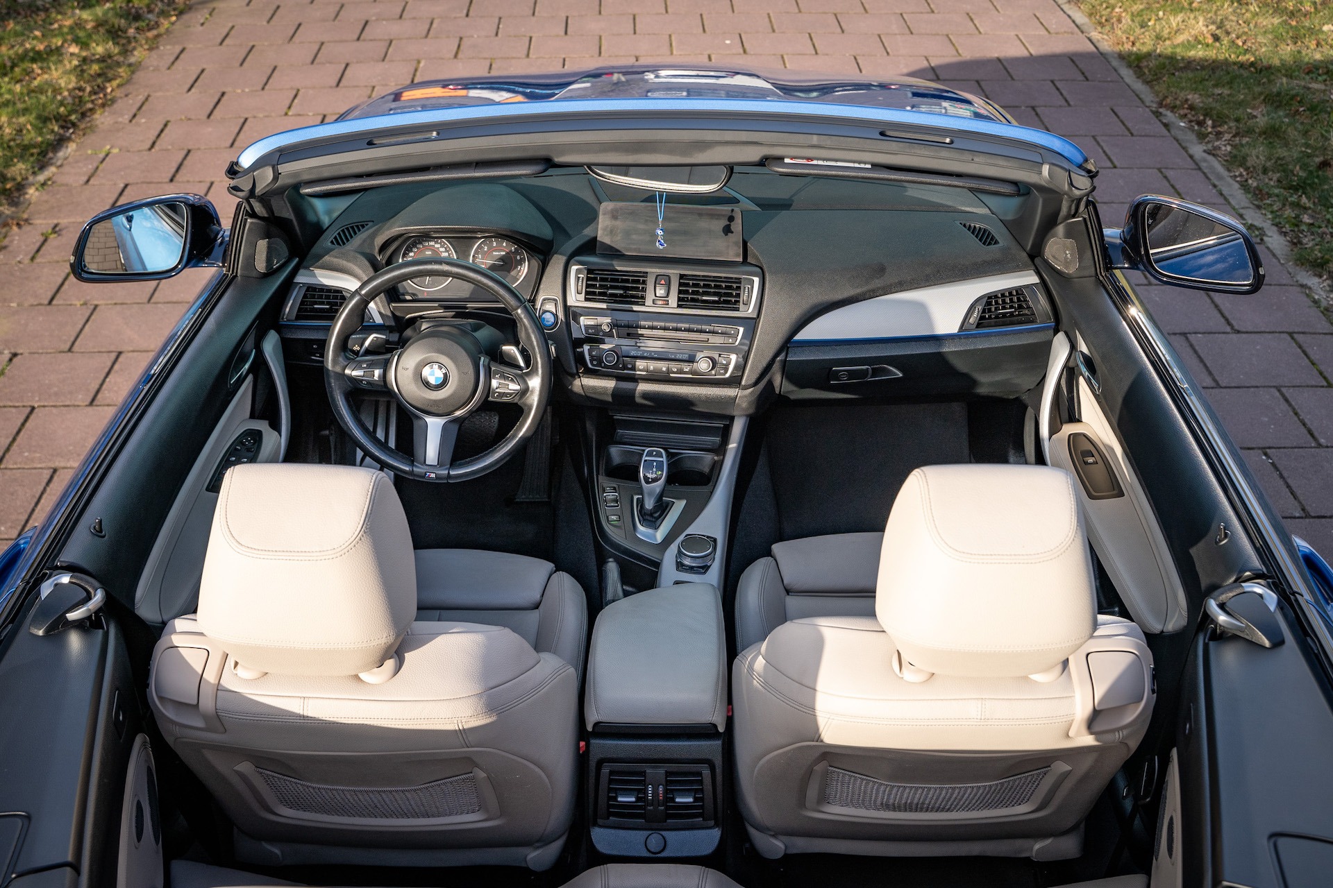 Gallery gallery_images_3_4_17600036651477408915.jpg  | The Car Gallery