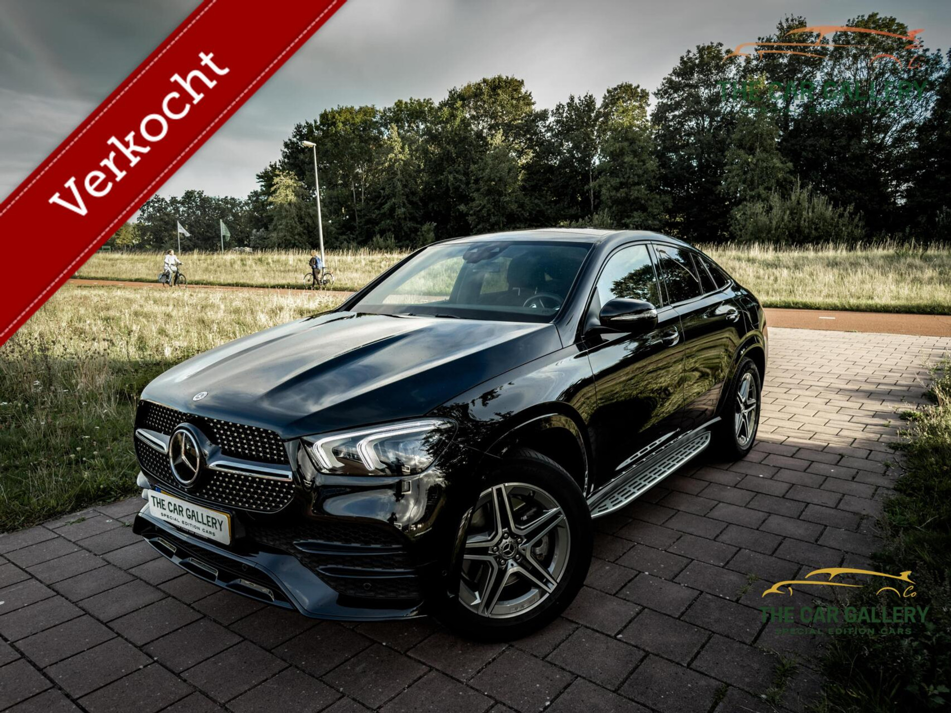 Mercedes-Benz GLE Coupé 350 e 4MATIC Premium AMG 47909985-0.jpg | The Car Gallery