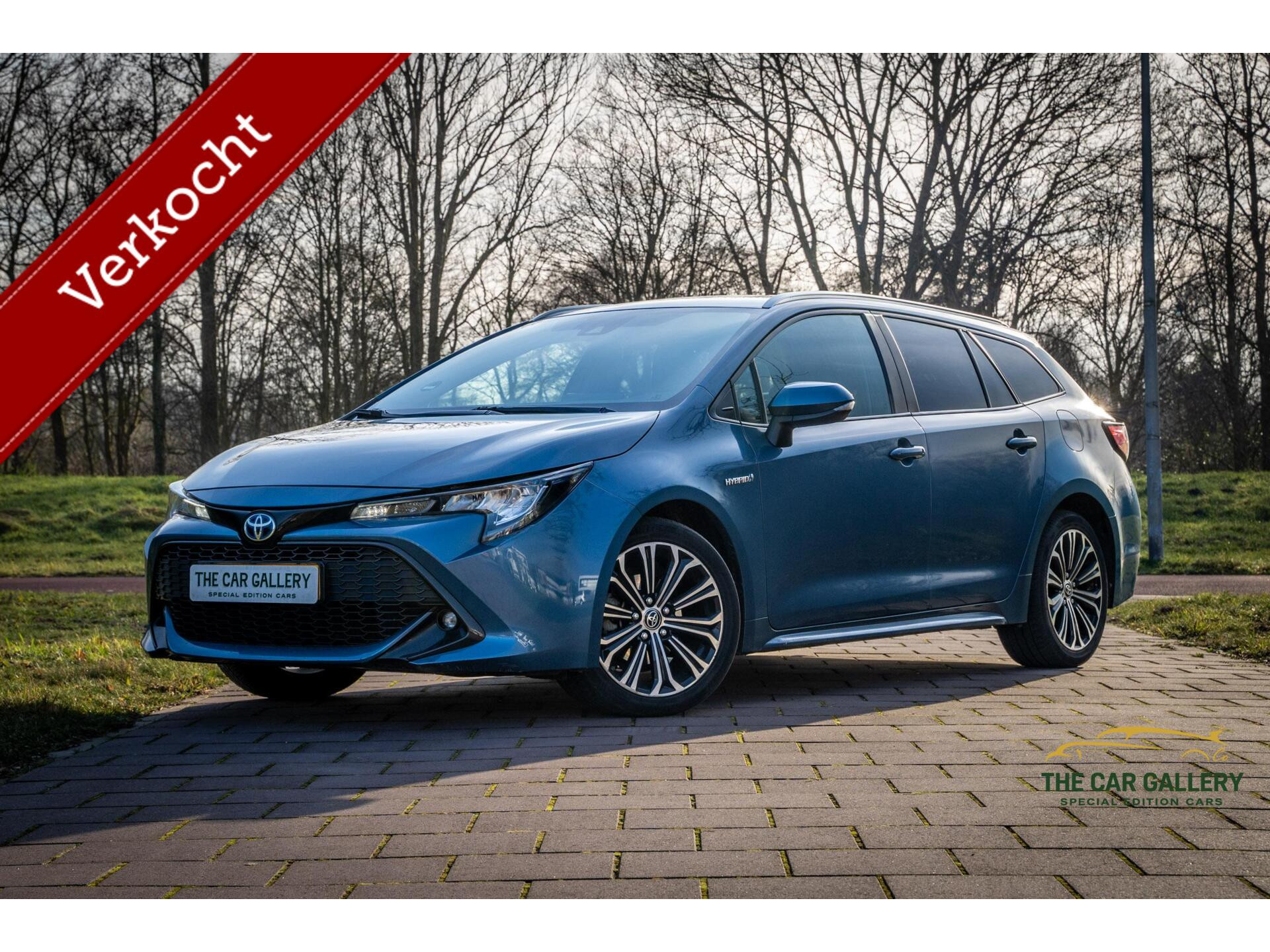 Toyota Corolla Touring Sports 2.0 Hybrid Premium 53454417-0.jpg | The Car Gallery
