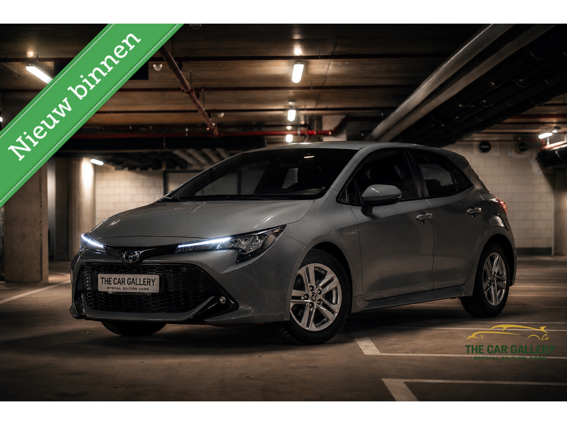 Toyota Corolla 1.8 Hybrid Dynamic | Nardo Grey |Camera 53474484-0.jpg | The Car Gallery